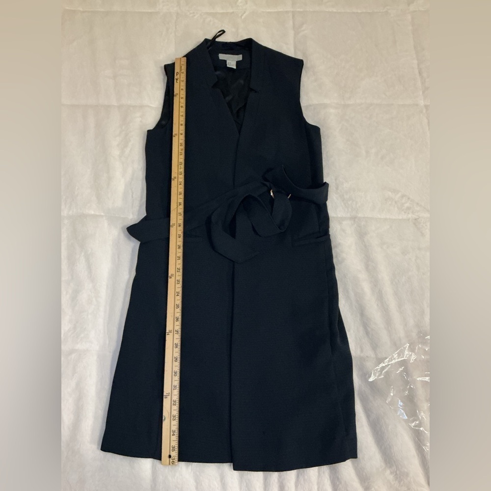 Forever 21 Navy vest - Picture 3 of 6
